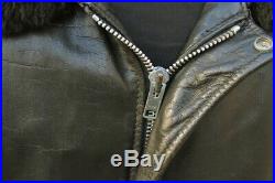 Veste blouson en cuir noir SCHOTT original aviateur made U. S. A taille 50 (L/XL)