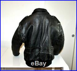 Veste blouson en cuir noir agée SCHOTT 684 Sm vintage taille L/XL